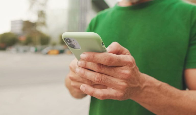 Texter’s Thumb: How Smartphone Use Damages Your Hands and How to Limit the Damage