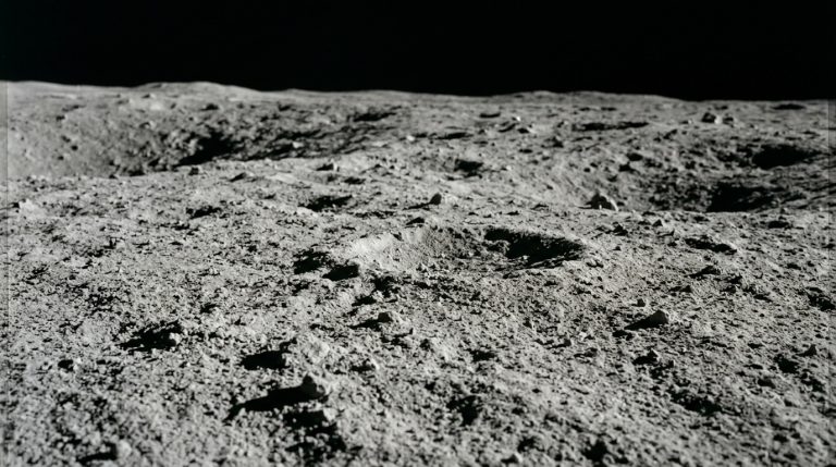 Moon’s Several-Meters-Thick Gray Powder Layer: No Water Could Create It, Apollo Astronauts Could Never Remove It