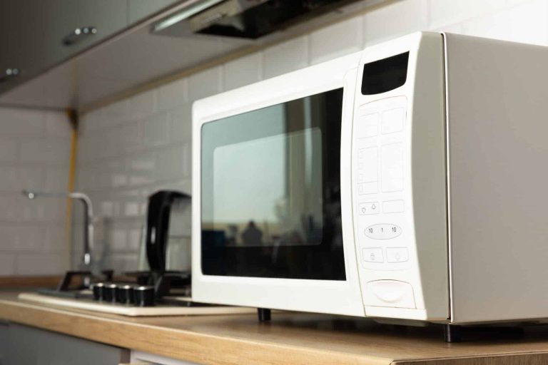 Microwave Myth: Can It Protect Car Keys from Thieves? What Happens When the Door Closes