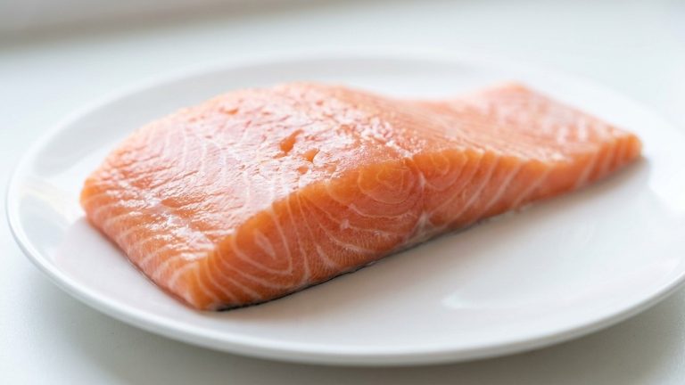 Wild Salmon Gets Its Pink From Crustaceans It Eats; Farmed Salmon Color Comes From the SalmoFan Palette