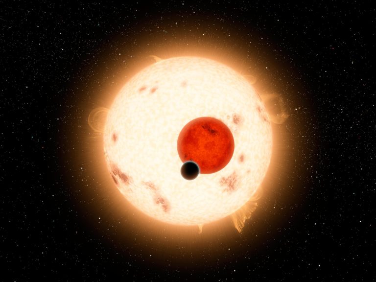 Astronomers Point Their Telescopes at Two Closely Spaced Stars, Literally Bringing Tatooine to Life