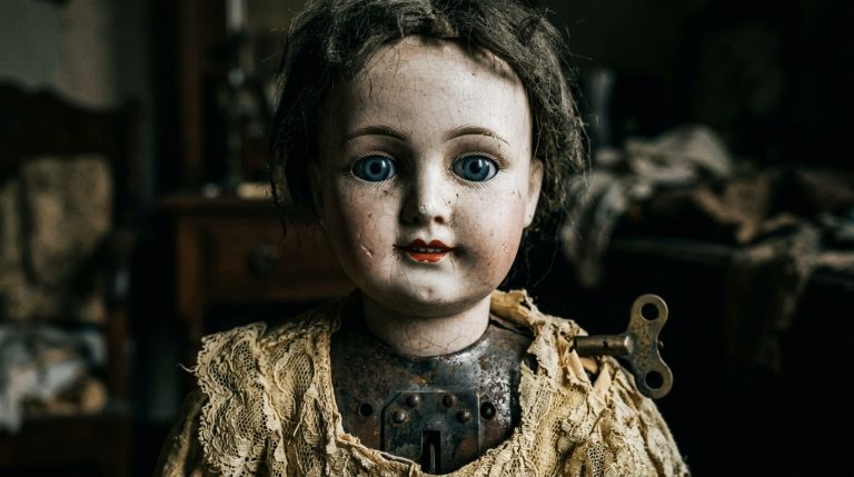 Thomas Edison Tried to Make a 56-Cm Porcelain Doll Speak in 1890, Creating a Toy Pulled From Shelves in a Matter of Weeks