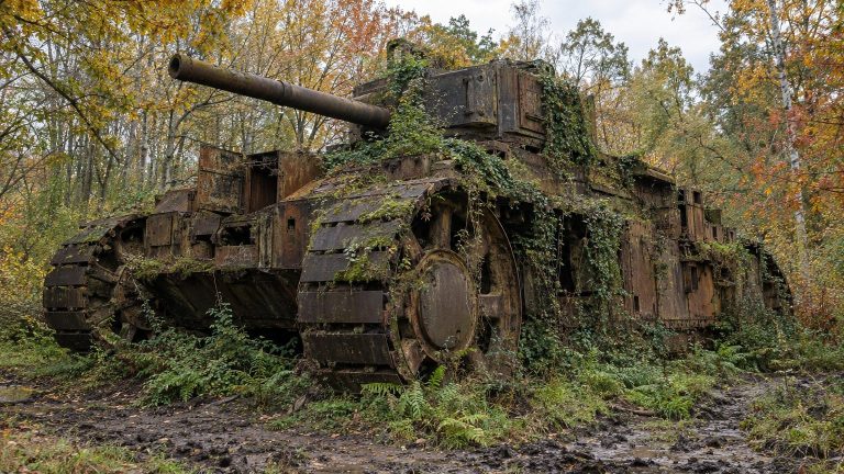Tank with 9-Meter Wheels Stuck in Mud for Eight Years in a Forest North of Moscow