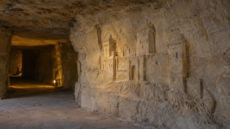 The Rock-Carved Fort Beneath Paris’s 14th Arrondissement, Built by a Soldier Who Never Returned (1782)