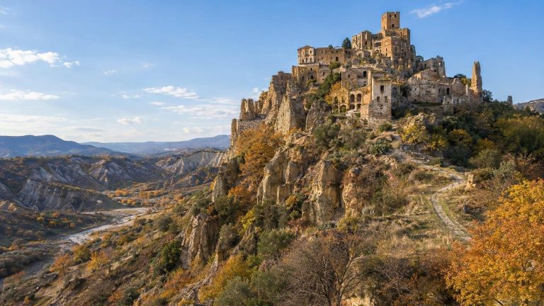 Centuries on a 400-Metre Italian Cliff: In 1963 the Village Moved to the Valley, and a Cinema Was Built in Its Place