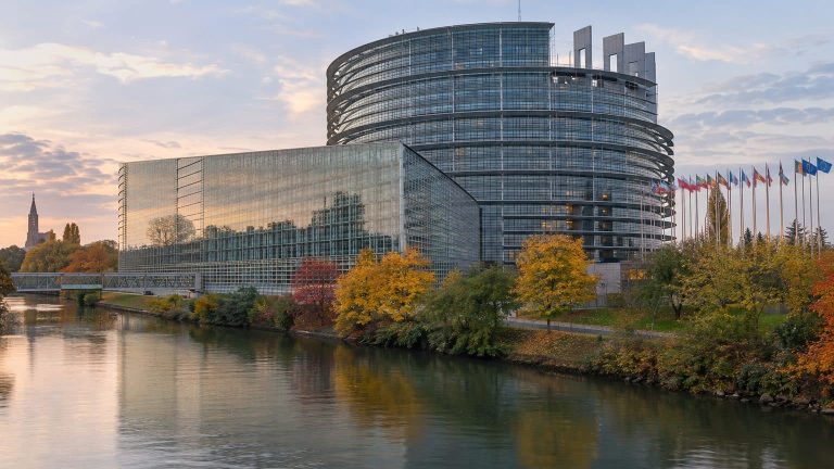 A €337 Million Building on the Banks of the Ill Since 1999 with 750 Seats Vacant for Most of the Month