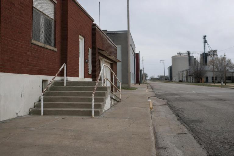 A small town in Kansas hasn’t seen a single birth in a decade: the reason is heartbreaking
