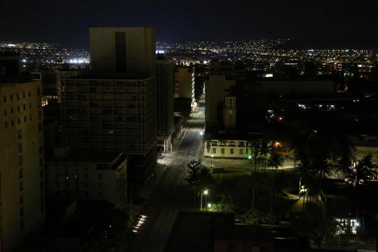 In 1962 the US set off a hydrogen bomb 400 km above the Pacific and streetlights went dark in Hawaii 1 450 km away