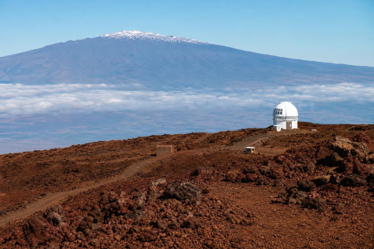 You were taught that Everest is the tallest mountain on Earth: measured from its base Mauna Kea beats it by more than 1 300 metres